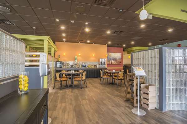 Amenities - Quality Inn West Edmonton