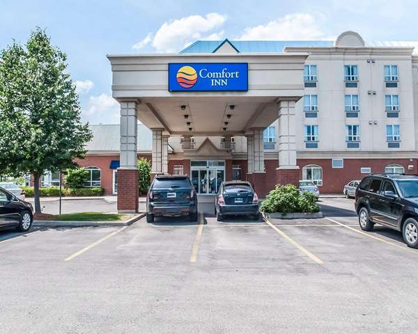 Exterior view - Comfort Inn North Mississauga