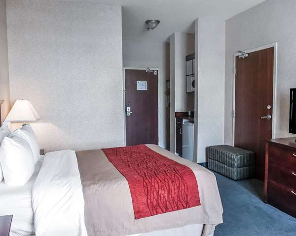  - Comfort Inn North Mississauga