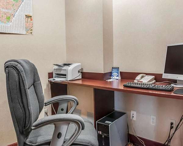 Conference Area - Comfort Inn North Mississauga