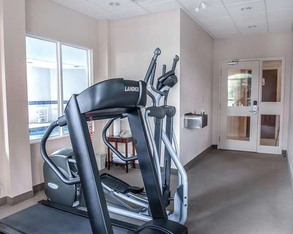 Fitness/ Exercise Room - Comfort Inn North Mississauga