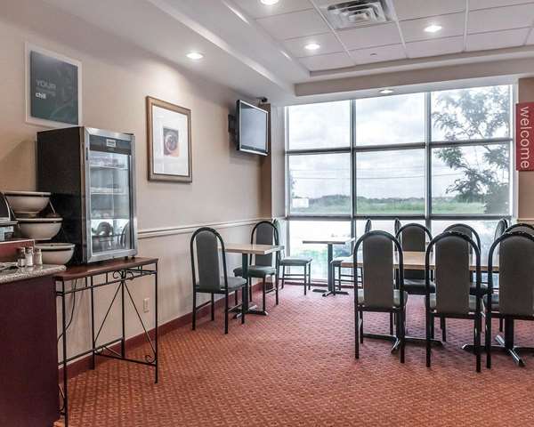 Amenities - Comfort Inn North Mississauga