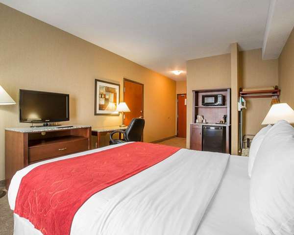  - Comfort Inn & Suites Airdrie