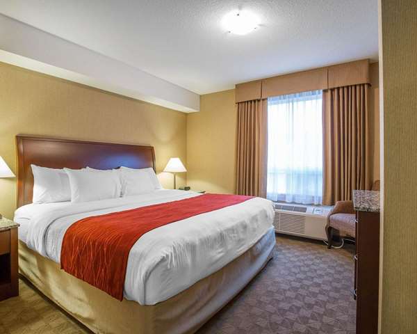 Suite - Comfort Inn & Suites Airdrie