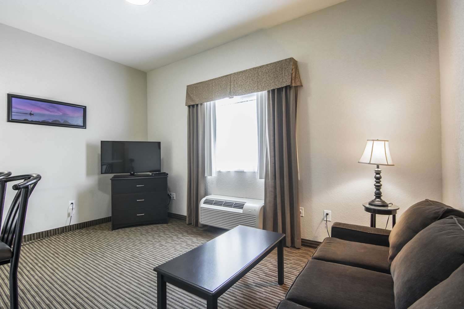 Quality Inn & Suites Thompson, MB See Discounts