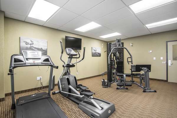 Fitness/ Exercise Room - Quality Inn & Suites Thompson