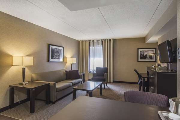  - Quattro Hotel & Conference Centre Sault Ste Marie
