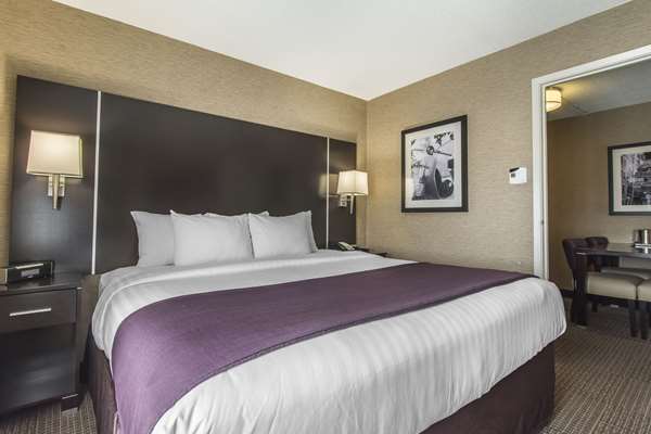 Suite - Quattro Hotel & Conference Centre Sault Ste Marie