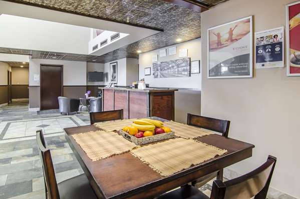 Amenities - Econo Lodge Lloydminster