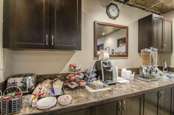 Amenities - Econo Lodge Lloydminster
