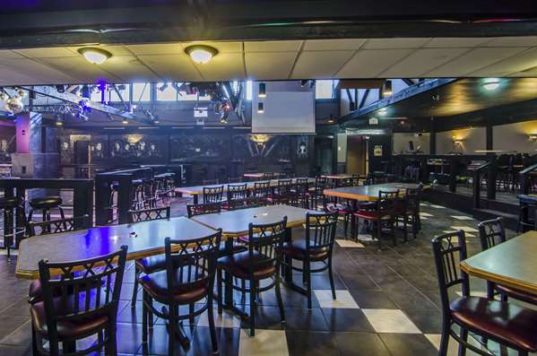 Bar - Econo Lodge Lloydminster