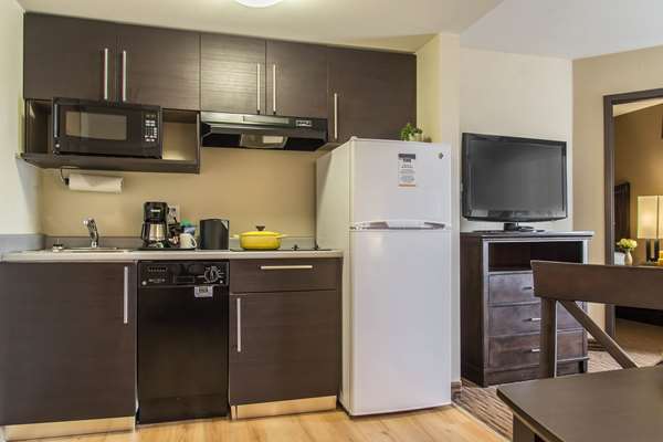  - MainStay Suites Winnipeg