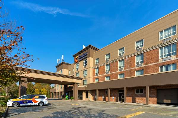 Exterior view - Comfort Inn & Suites Surrey