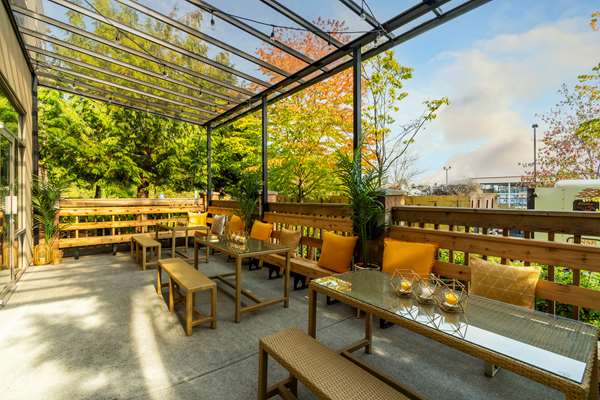  - Comfort Inn & Suites Surrey