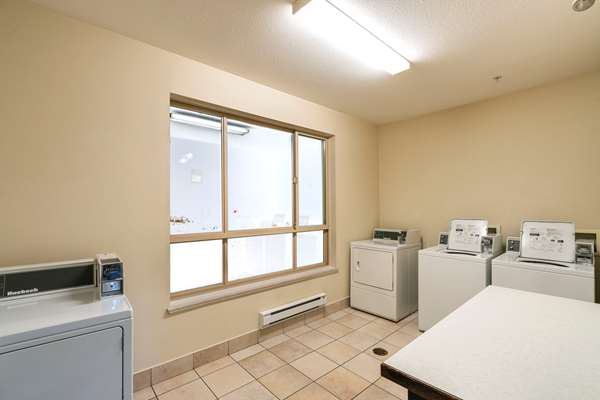 Amenities - Comfort Inn & Suites Surrey
