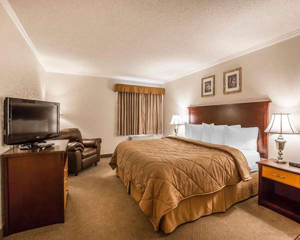  - Quality Inn North Hill Red Deer