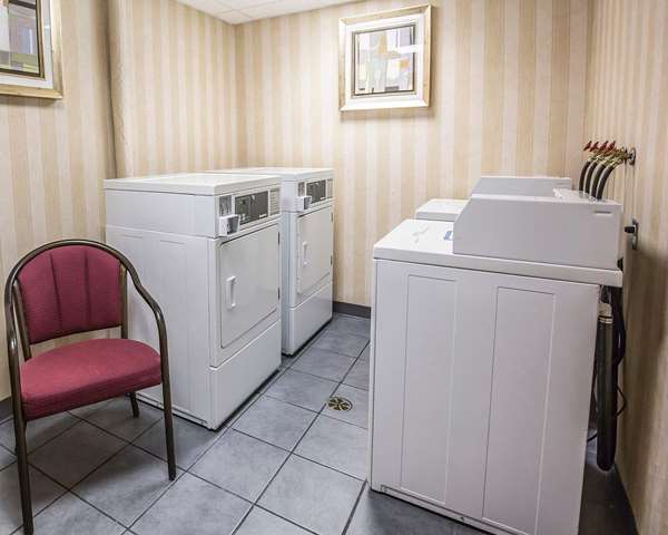 Amenities - Quality Inn North Hill Red Deer