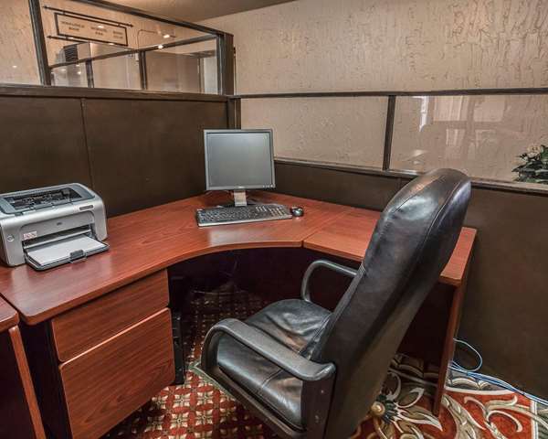 Conference Area - Quality Inn North Hill Red Deer