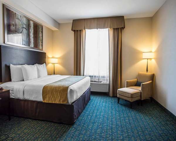  - Comfort Hotel Halifax
