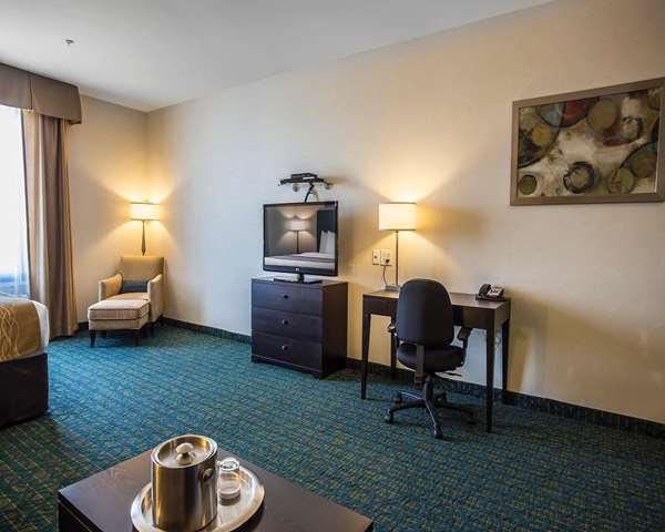  - Comfort Hotel Halifax