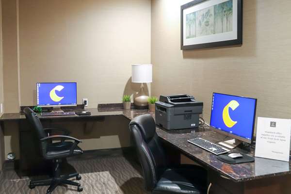 Conference Area - Comfort Inn Dawson Creek