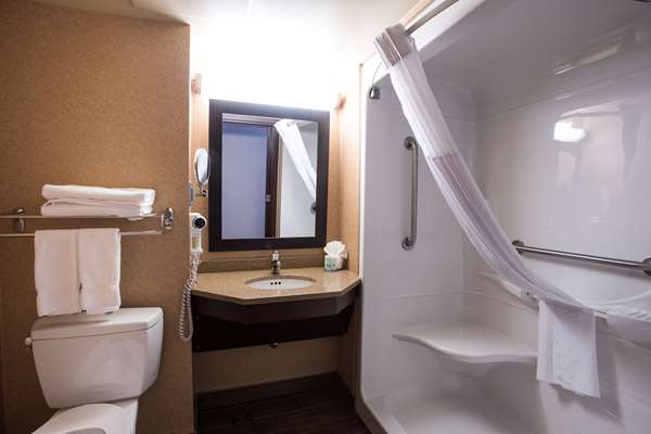  - Quality Inn & Suites Val-d'Or