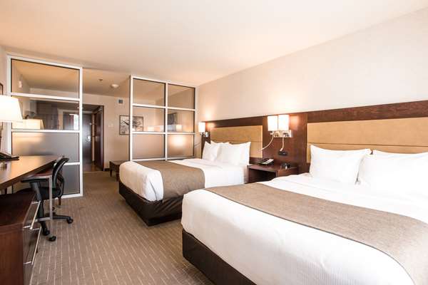 Suite - Quality Inn & Suites Val-d'Or