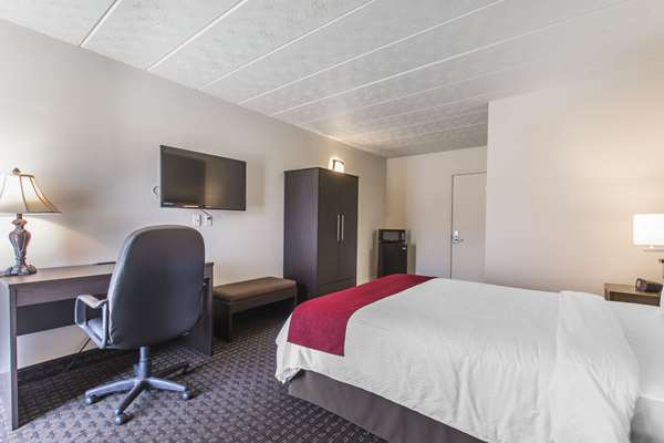  - Econo Lodge Granby