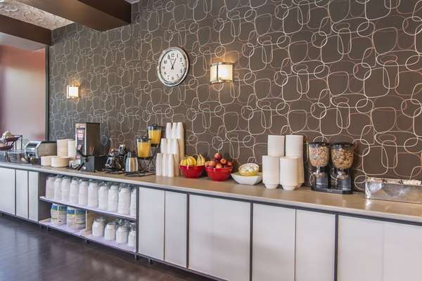 Amenities - Econo Lodge Granby