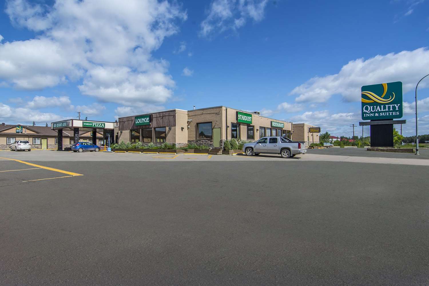 Quality Inn & Suites High Level, AB See Discounts