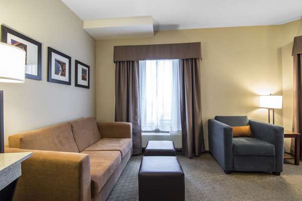  - Comfort Suites Saskatoon