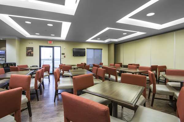 Amenities - Comfort Suites Saskatoon