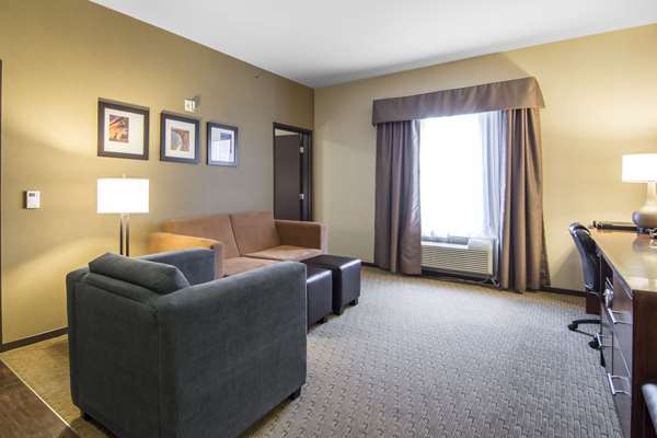  - Comfort Suites Saskatoon