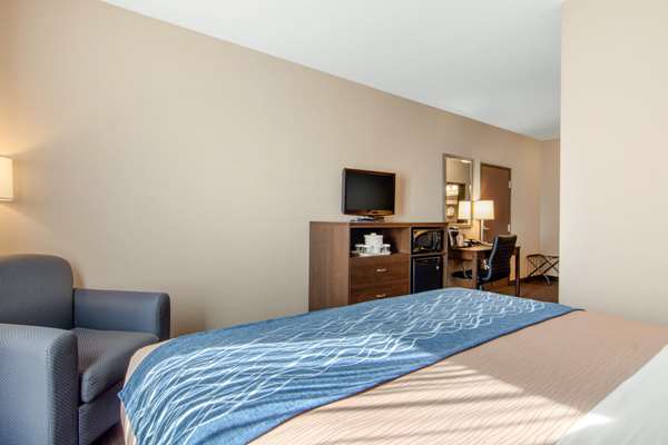 Suite - Comfort Inn & Suites Virden