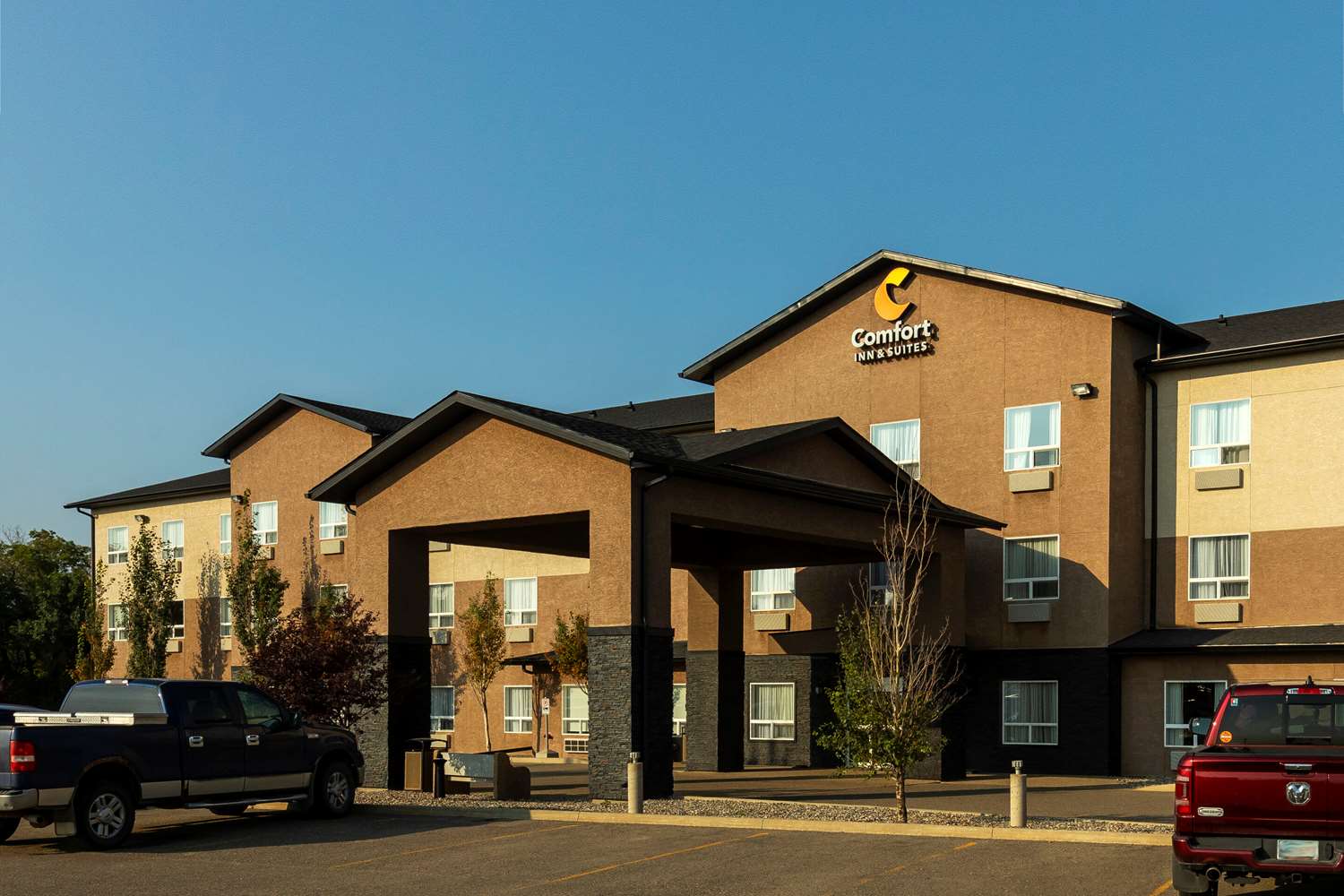 Comfort Inn & Suites Virden, MB - See Discounts