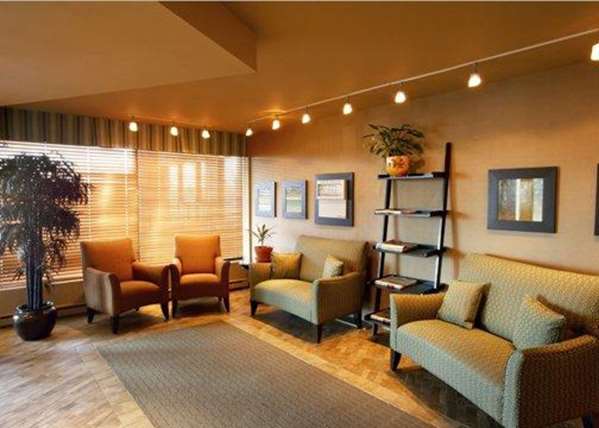  - Quality Inn & Suites Montreal Airport Dorval