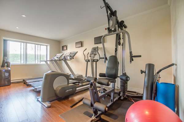 Fitness/ Exercise Room - St Christophe Hotel & Spa Granby