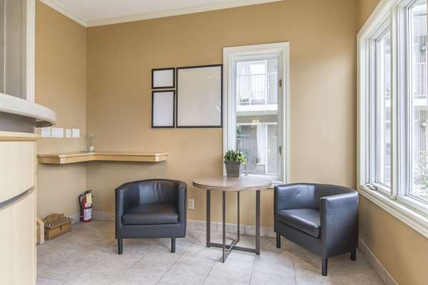  - Rodeway Inn King William Huntsville