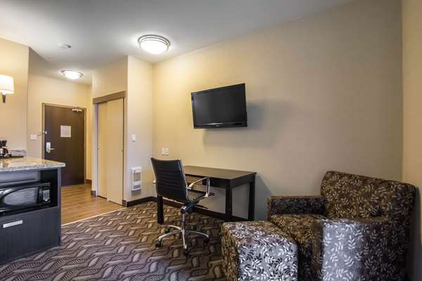  - Comfort Inn & Suites Fort Saskatchewan