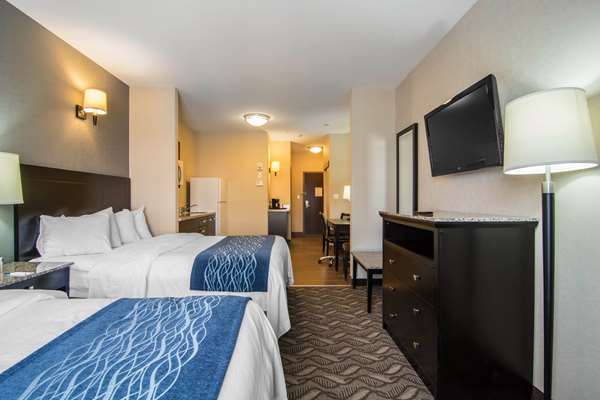 Suite - Comfort Inn & Suites Fort Saskatchewan