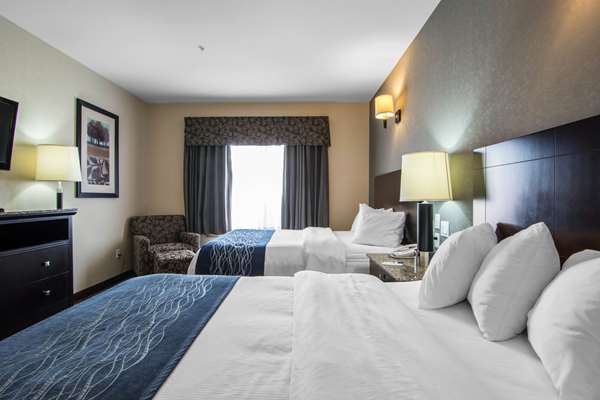 Suite - Comfort Inn & Suites Fort Saskatchewan