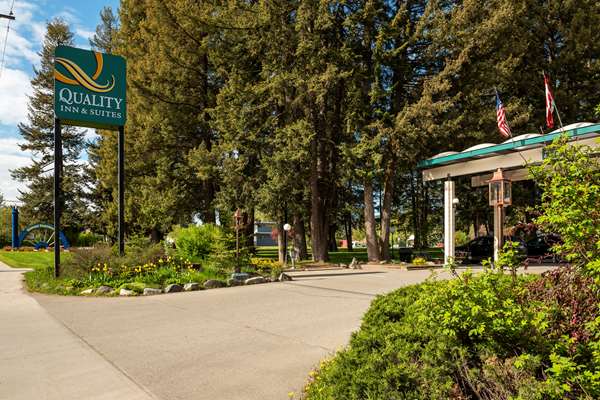 Exterior view - Quality Inn Quesnel