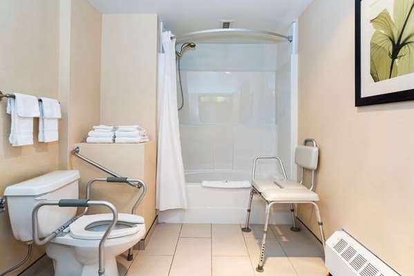  - Quality Inn Quesnel