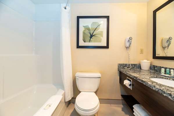  - Quality Inn Quesnel