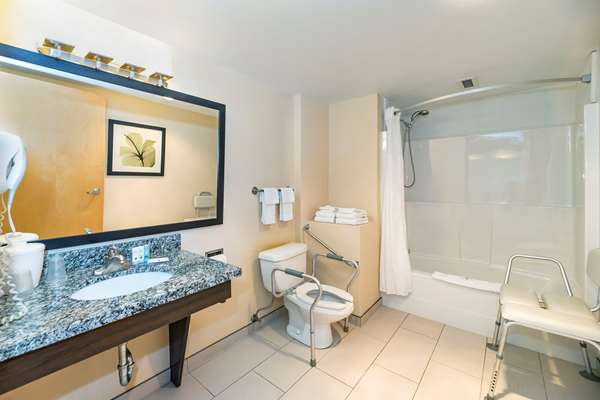  - Quality Inn Quesnel