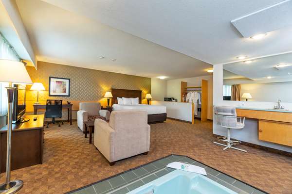 Suite - Quality Inn Quesnel