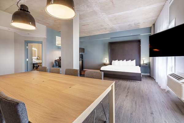 Suite - Quality Inn & Suites Victoriaville