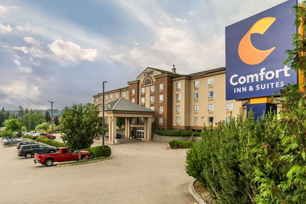 Exterior view - Comfort Inn & Suites Salmon Arm