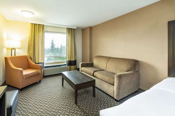 Suite - Comfort Inn & Suites Salmon Arm