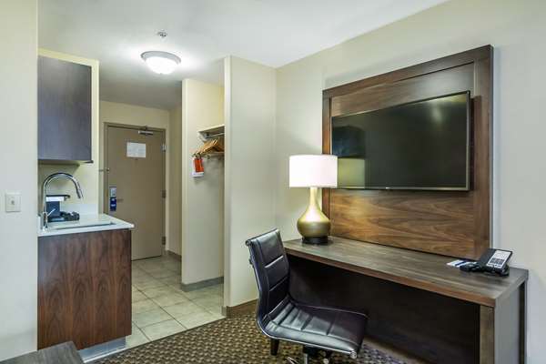 Suite - Comfort Inn & Suites Salmon Arm